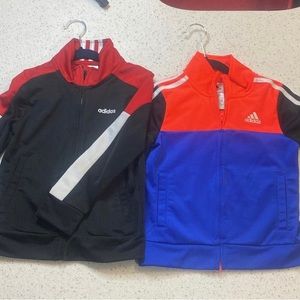 Size 4T clothing & a few 3T. Gently used boys clothing  Will ship